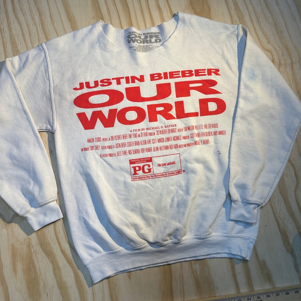 Justin Bieber Unisex Our World Movie Promo Sweatshirt White Graphic Pullover M